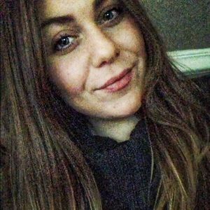 Meet your Posher, Karissa